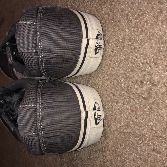 Gray Vans Old Skool - Picture 3 of 4